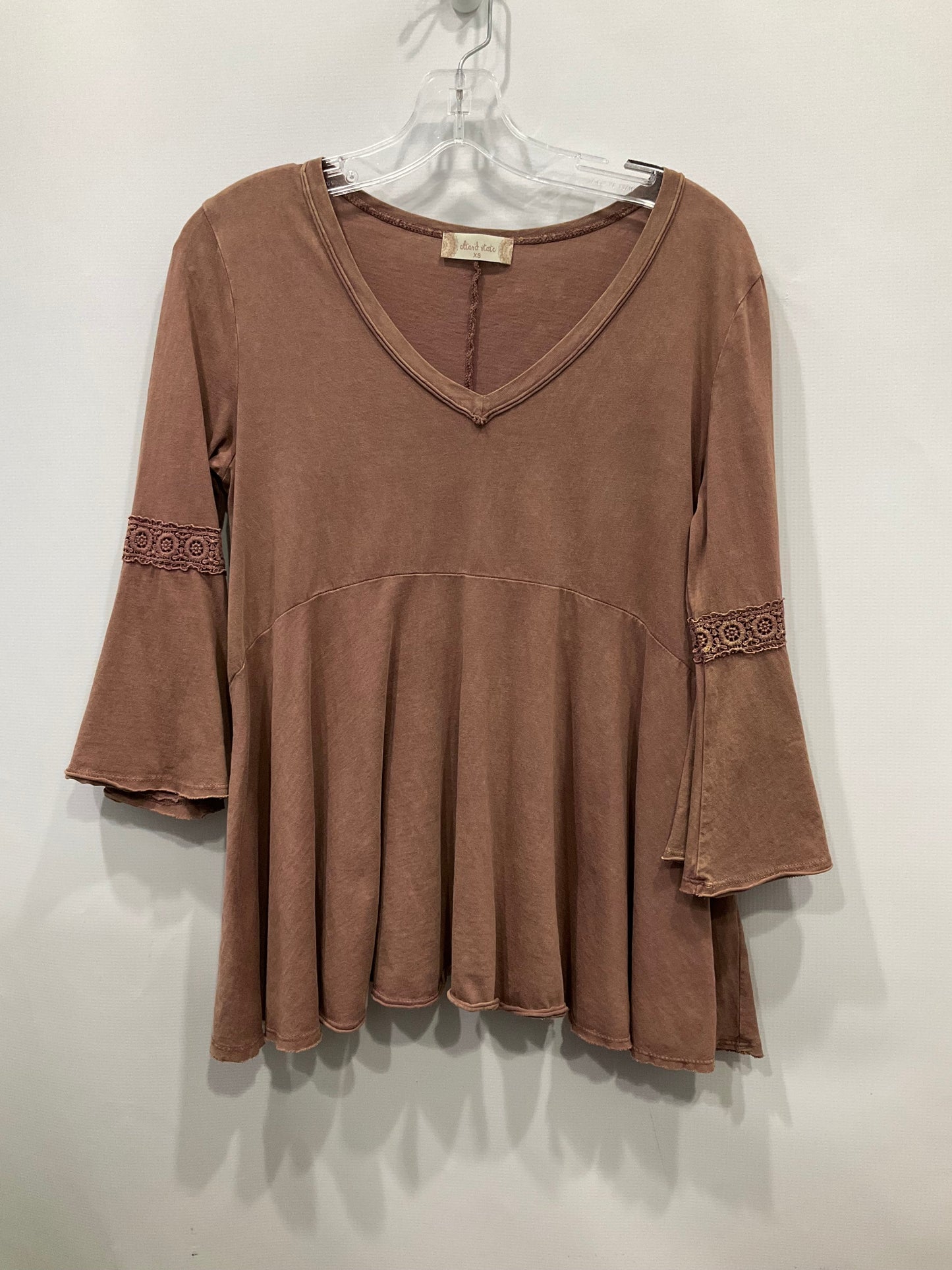 Top Long Sleeve By Altard State In Brown, Size: Xs