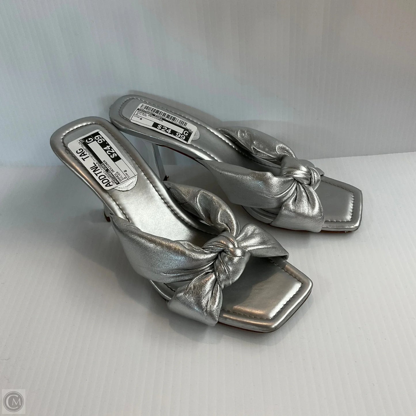 Shoes Designer By Michael Kors In Silver, Size: 8