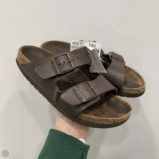 Sandals Flats By Birkenstock In Brown, Size: 6.5