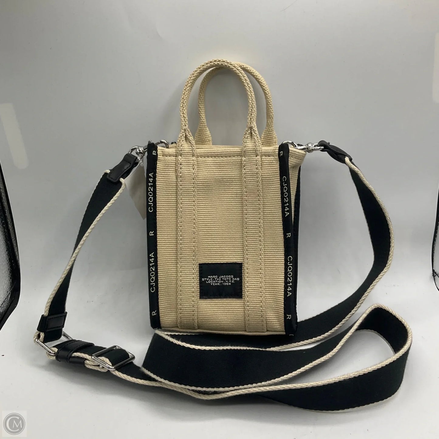 Crossbody Luxury Designer By Marc Jacobs, Size: Small