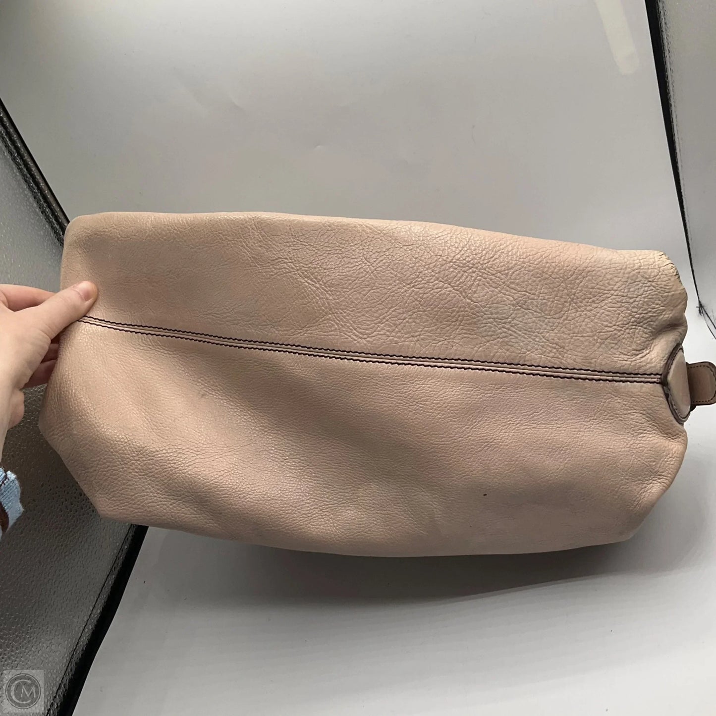 Handbag Luxury Designer By Fendi, Size: Medium