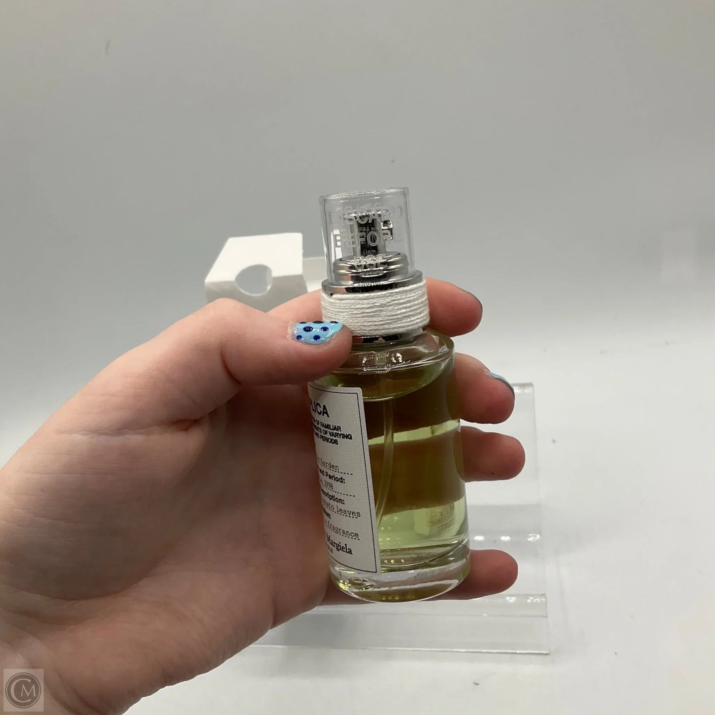 Fragrance By replica, Size: Medium