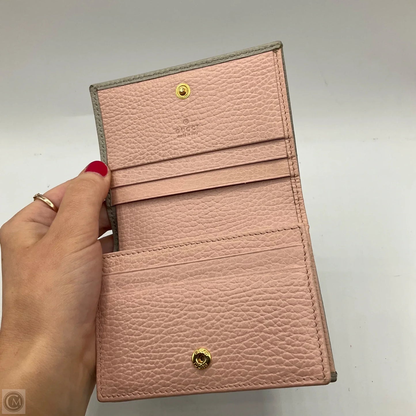 Wallet Luxury Designer By Gucci, Size: Medium