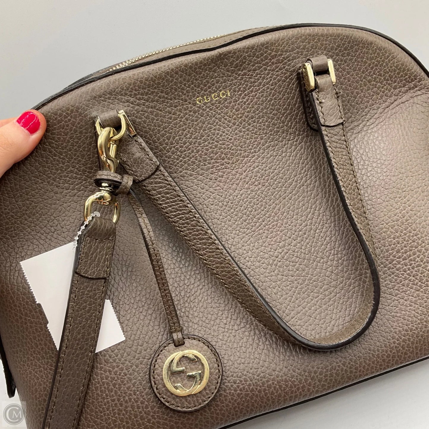 Handbag Luxury Designer By Gucci, Size: Medium