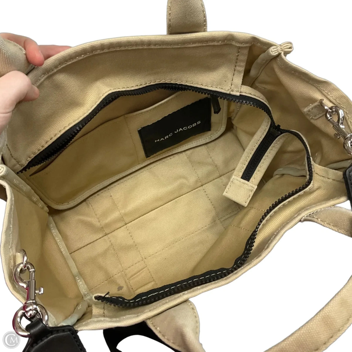 Handbag Luxury Designer By Marc Jacobs, Size: Medium