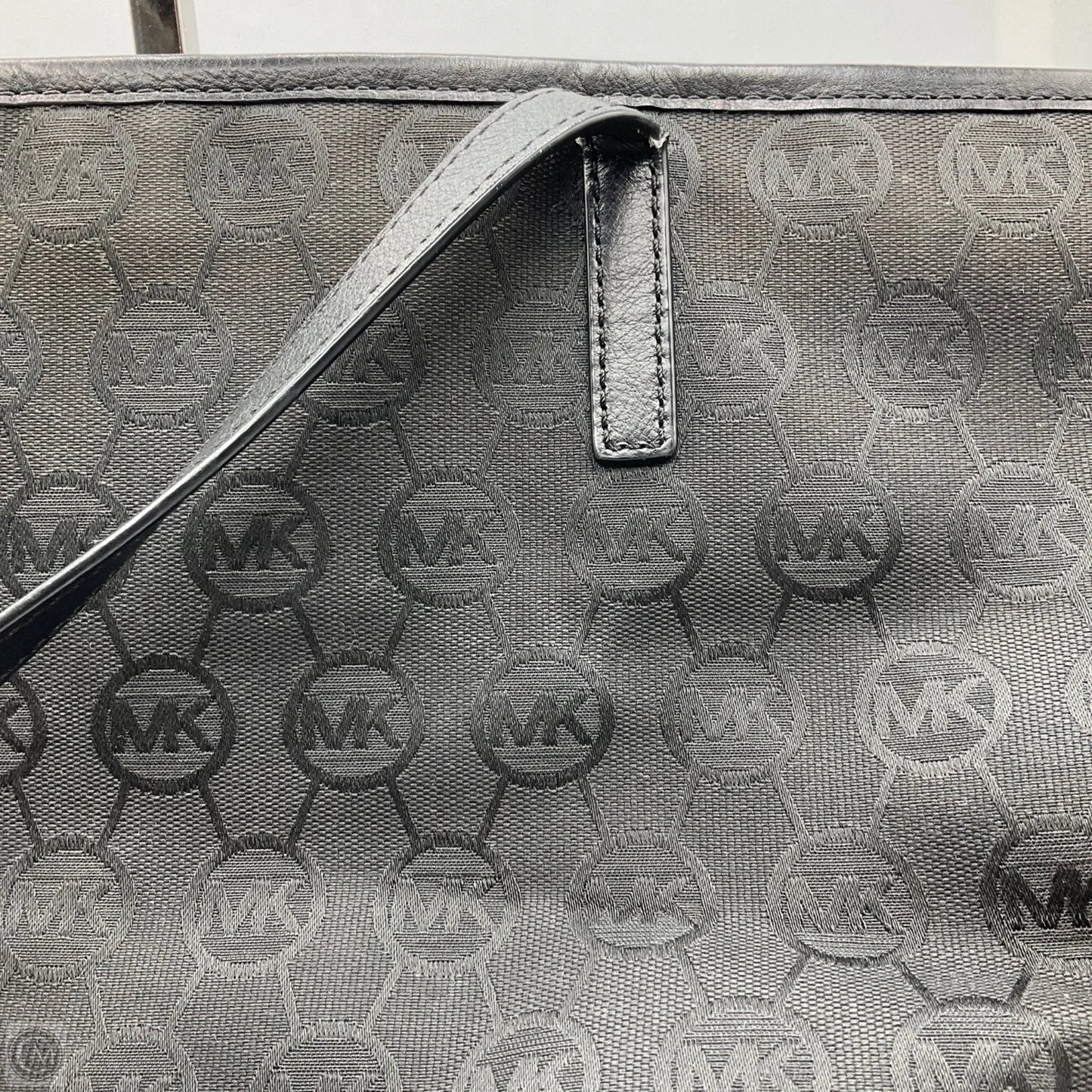 Handbag Designer By Michael Kors, Size: Large