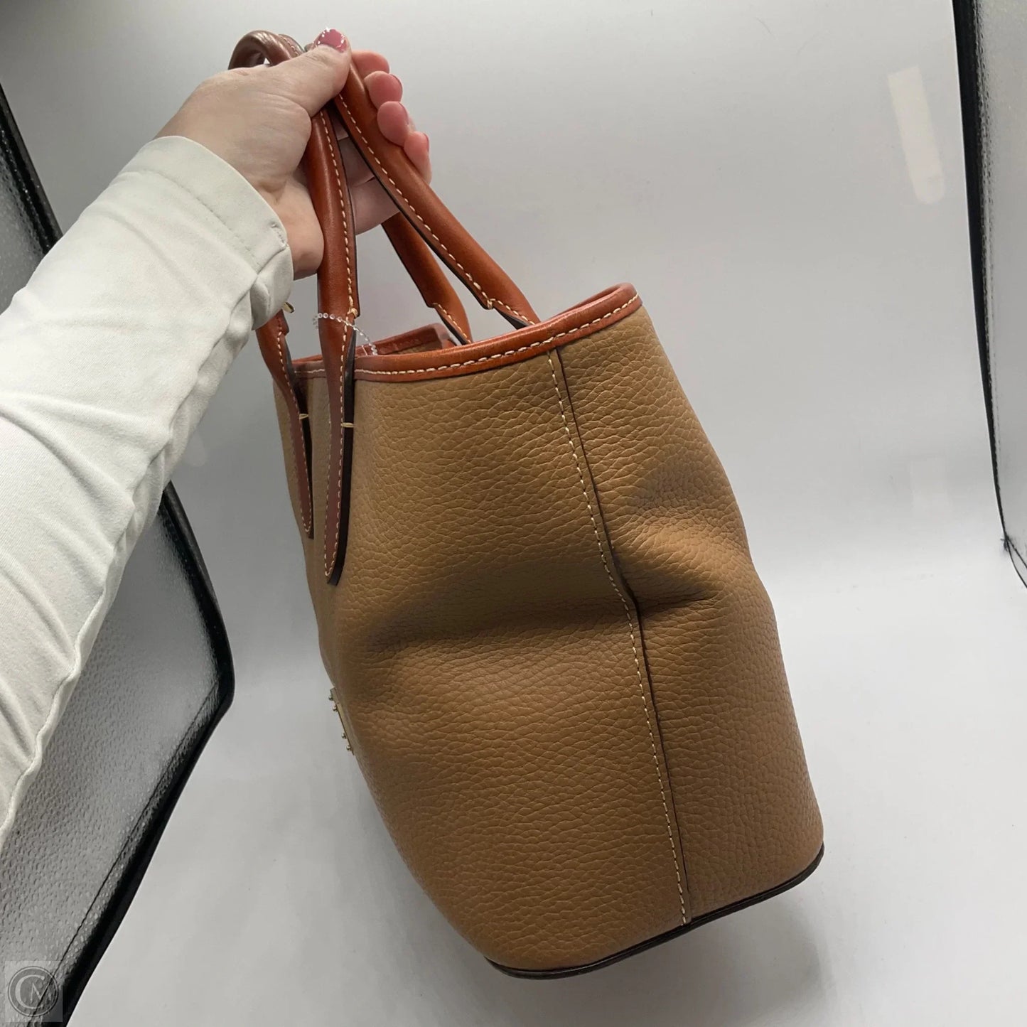 Handbag Designer By Dooney And Bourke, Size: Medium