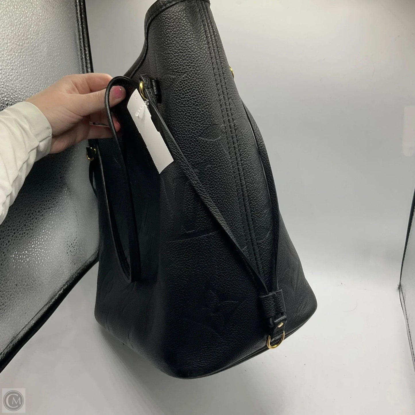 Handbag Luxury Designer By Louis Vuitton, Size: Large