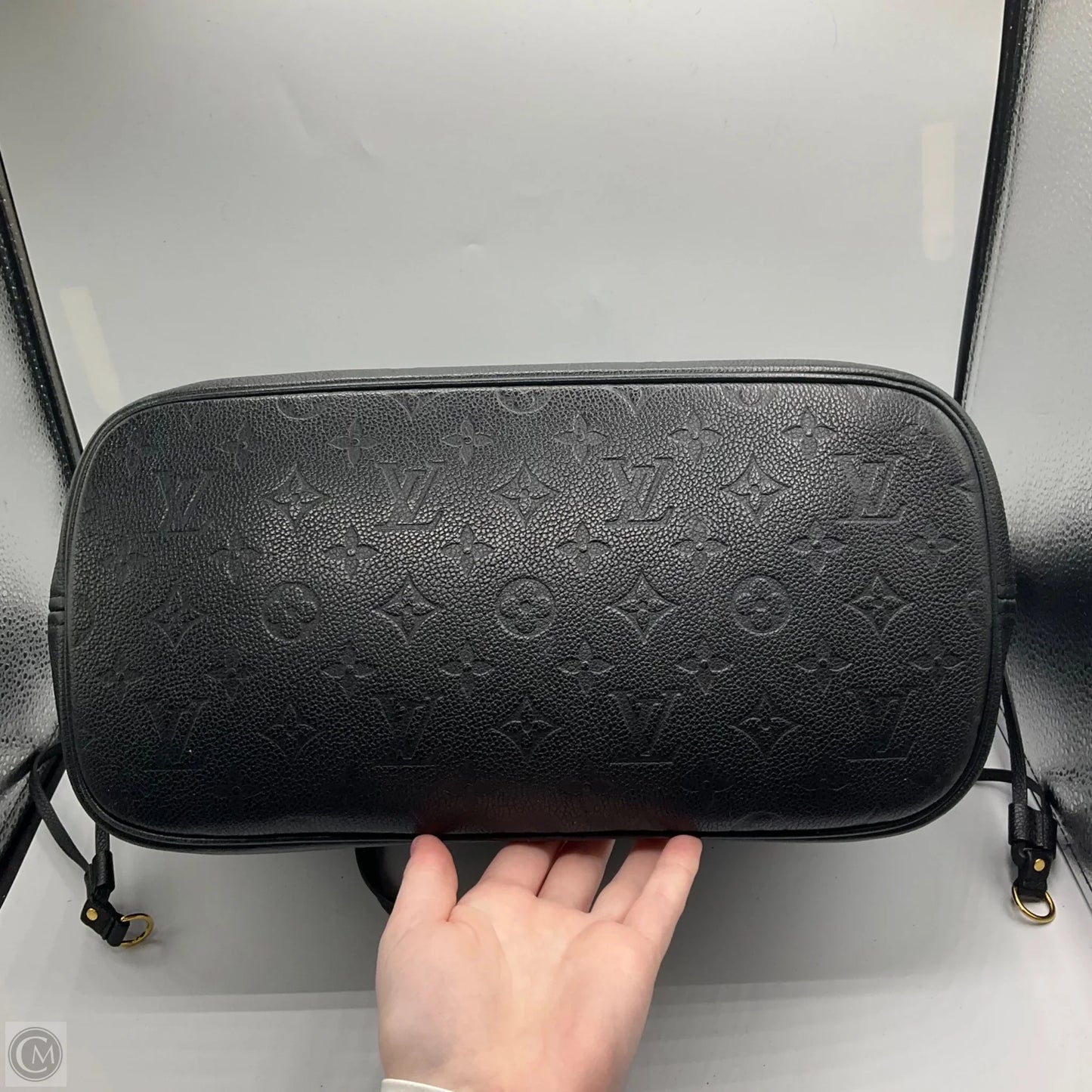 Handbag Luxury Designer By Louis Vuitton, Size: Large