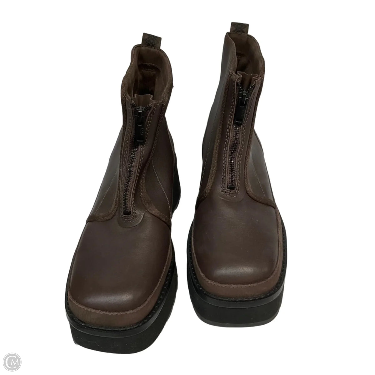 Boots Designer By Ugg In Brown, Size: 8
