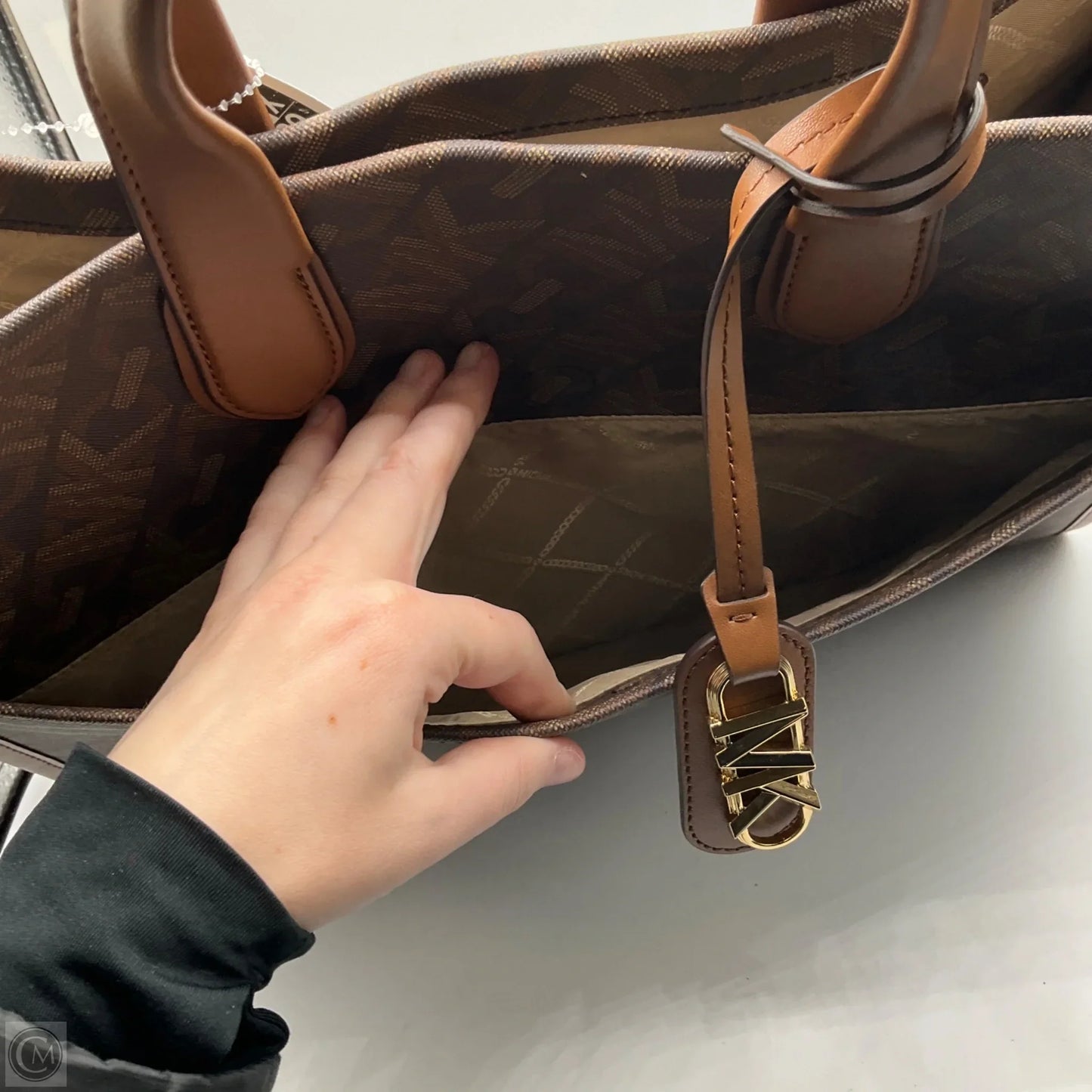 Handbag Designer By Michael Kors, Size: Large