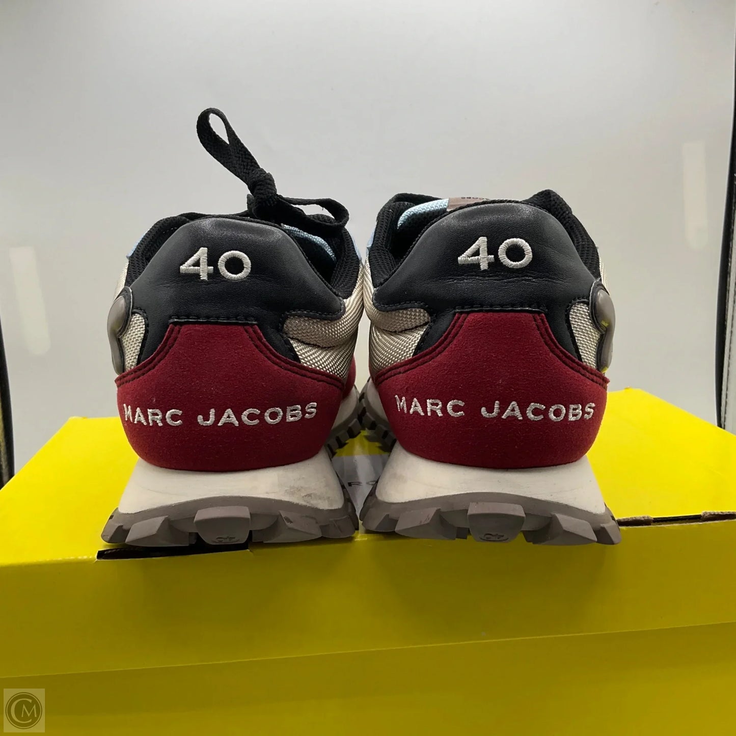 Shoes Luxury Designer By Marc Jacobs In Red & Tan, Size: 7