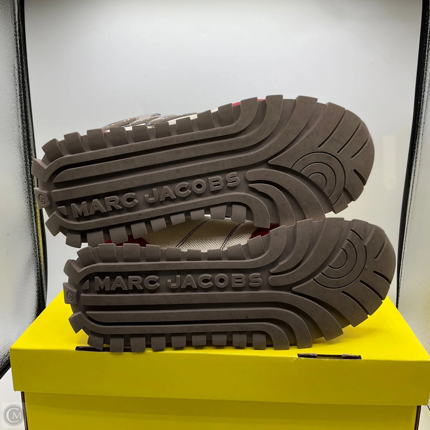 Shoes Luxury Designer By Marc Jacobs In Red & Tan, Size: 7