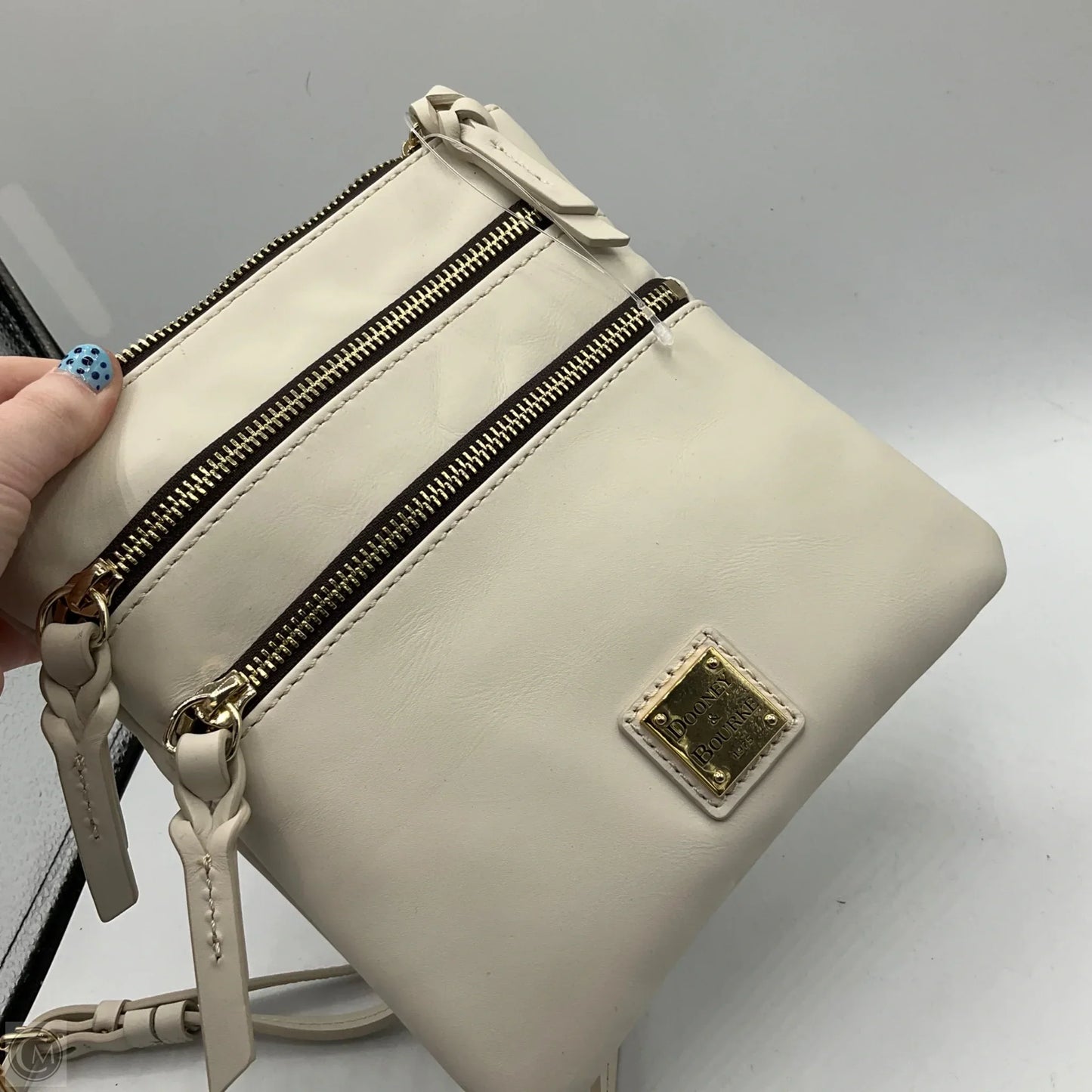 Crossbody Designer By Dooney And Bourke, Size: Medium