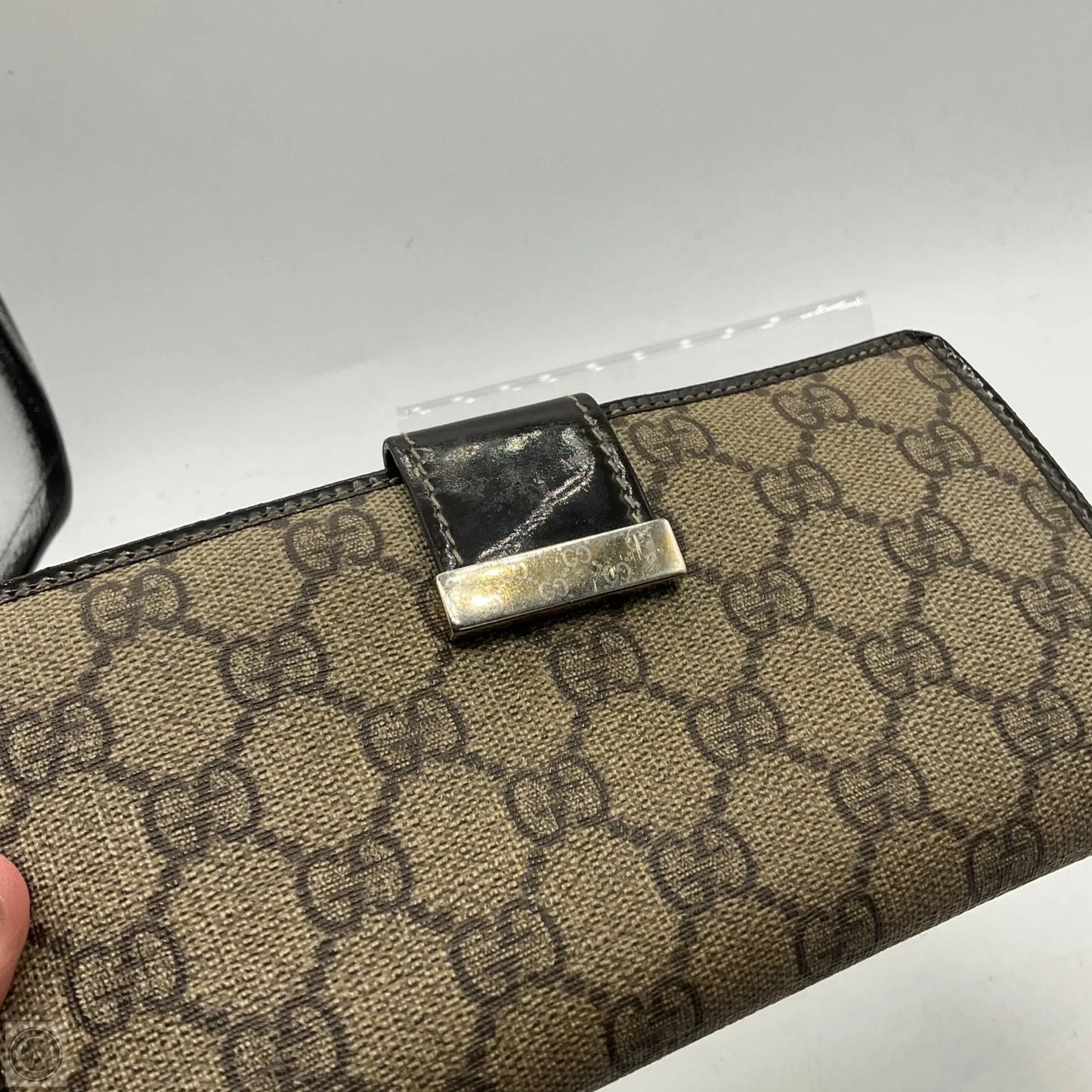 Wallet Luxury Designer By Gucci, Size: Large