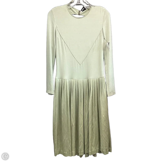 Dress Luxury Designer By Burberry In Green, Size: 10