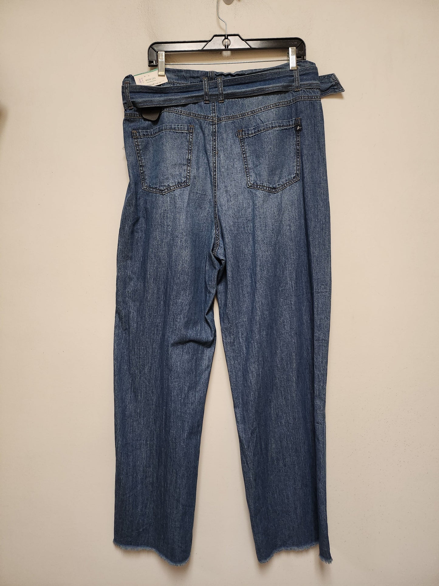 Jeans Boyfriend By Maurices In Blue Denim, Size: 16