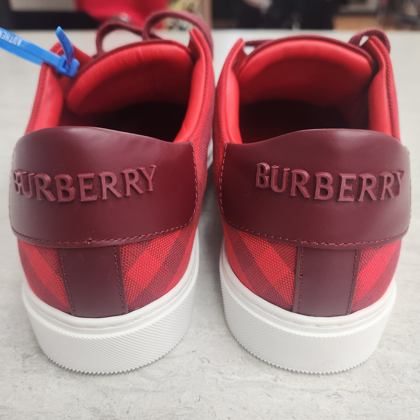 Shoes Luxury Designer By Burberry  Size: 5