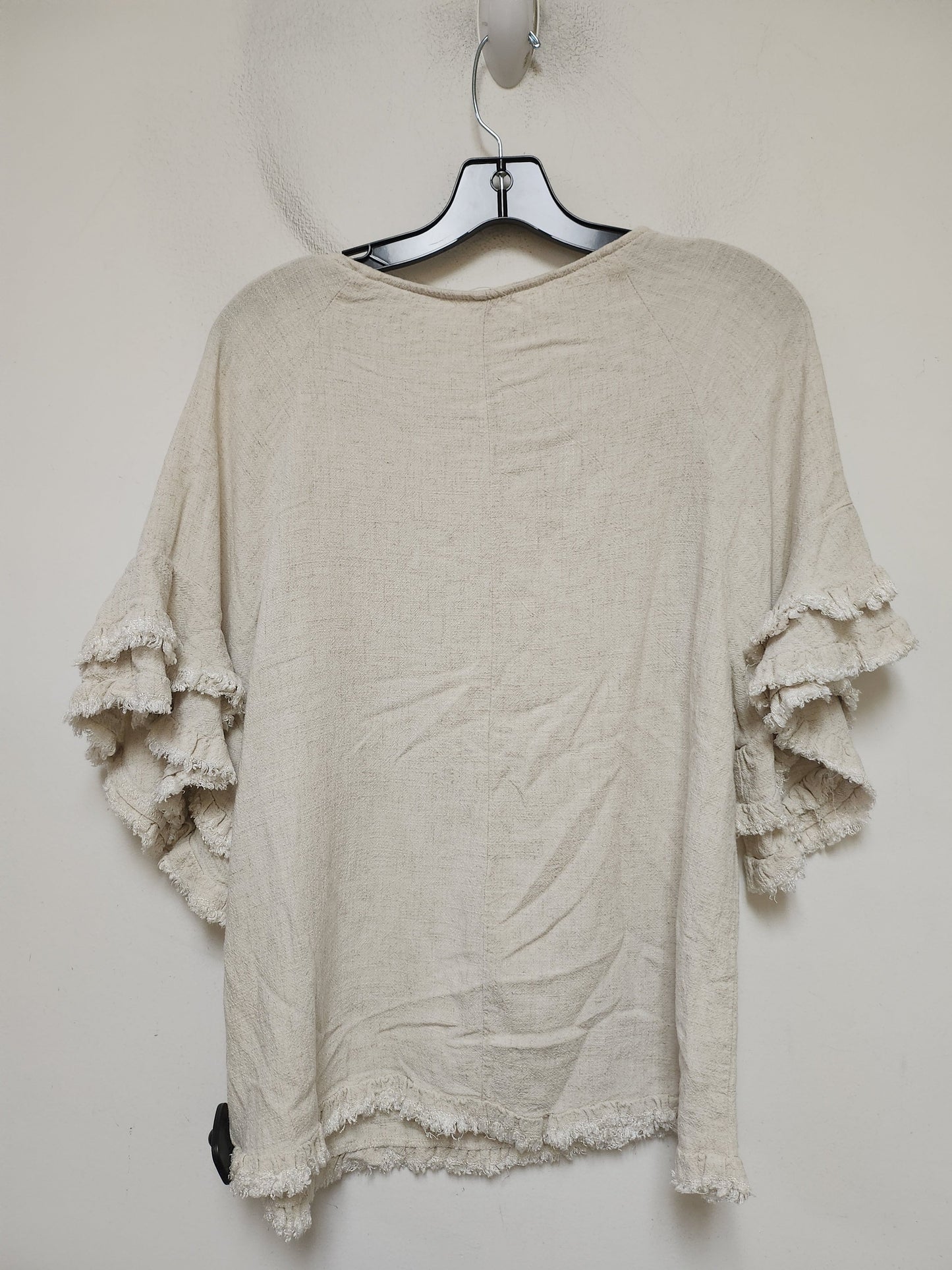 Top Short Sleeve By Umgee In Cream, Size: M