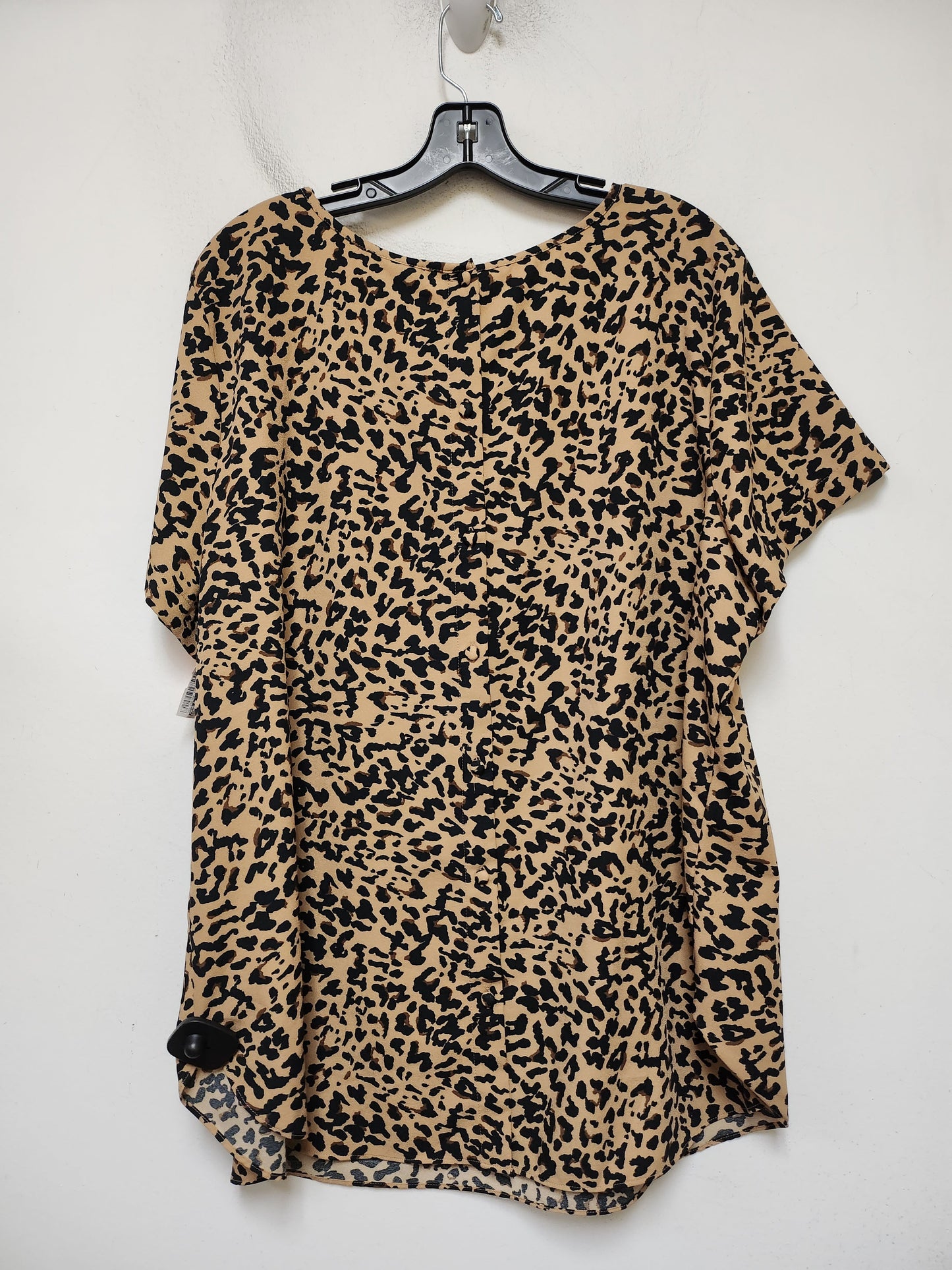 Top Short Sleeve By Ava & Viv In Animal Print, Size: 2x