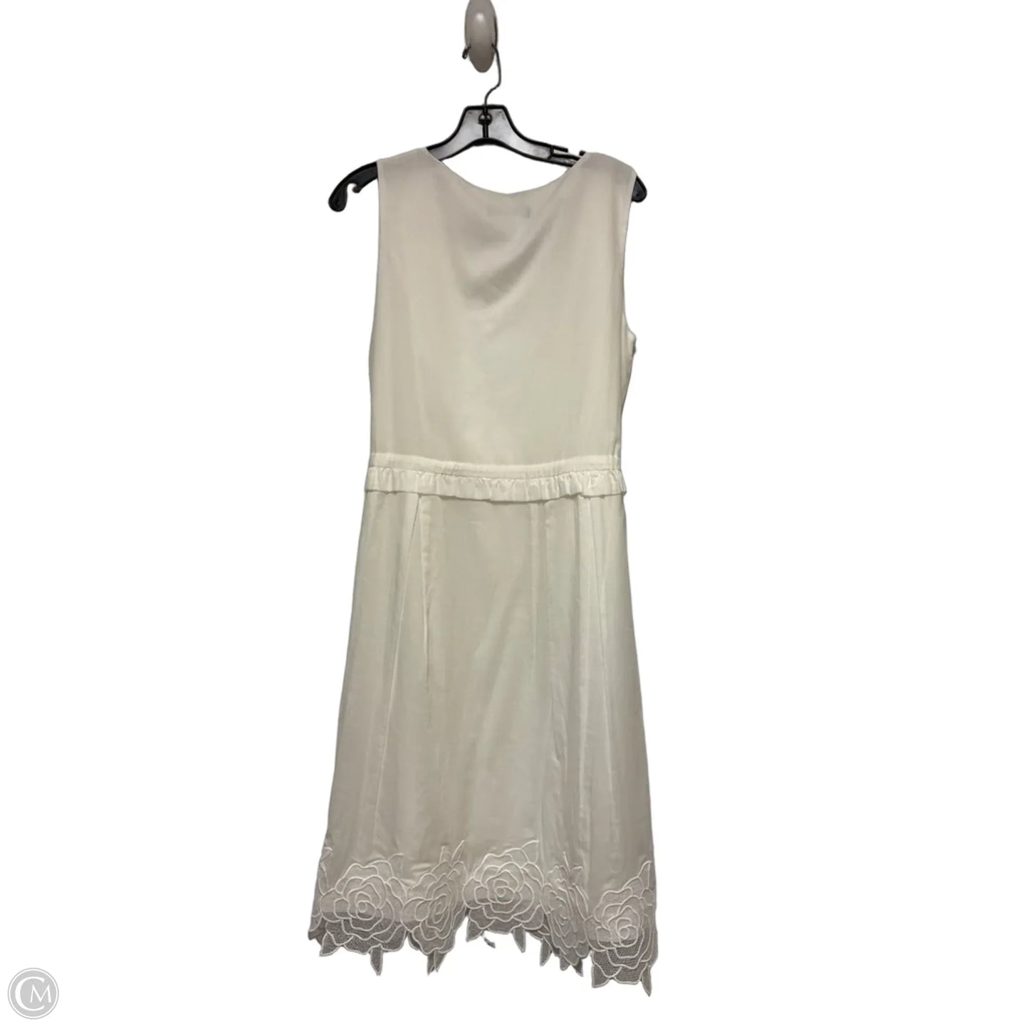 Dress Casual Short By Ivanka Trump In White, Size: M