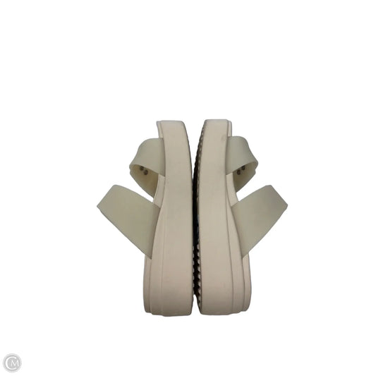 Sandals Heels Platform By Crocs In Cream, Size: 7