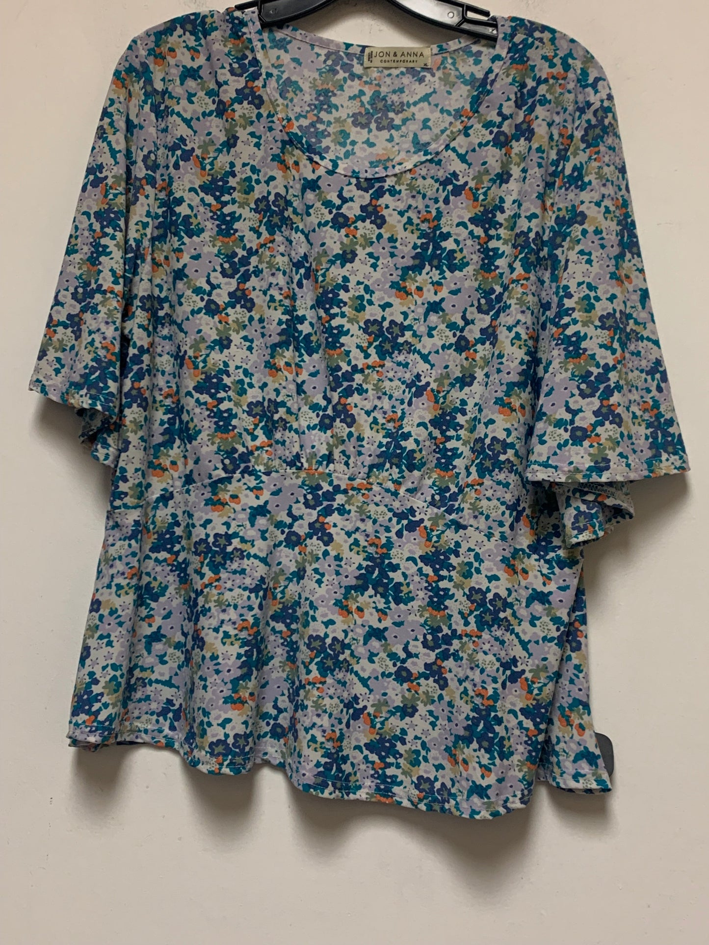 Top Short Sleeve By Jon And Anna  Size: Xl