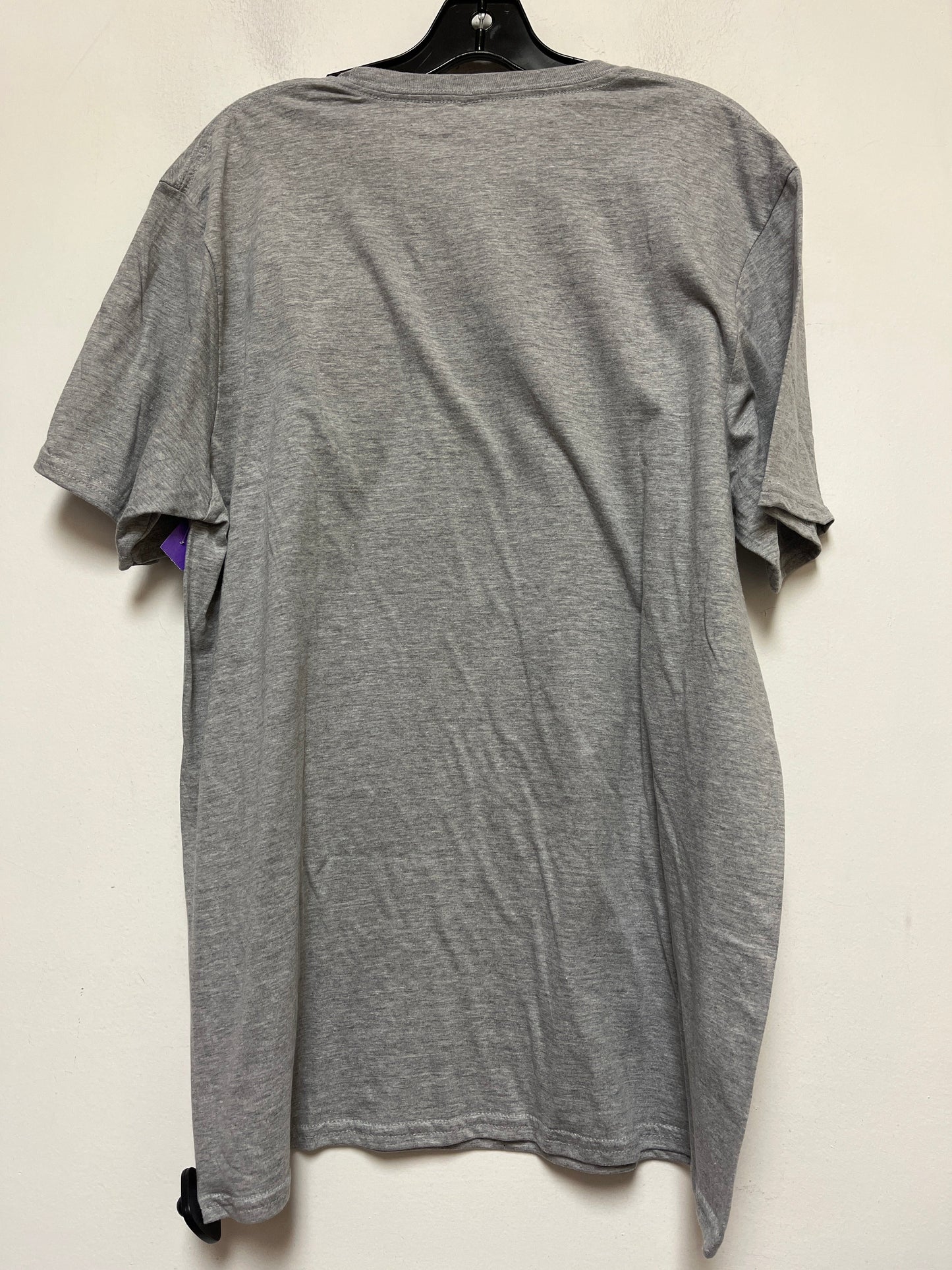 Top Short Sleeve Basic By Clothes Mentor  Size: L