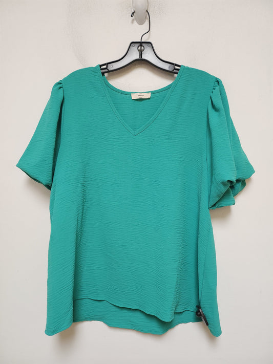 Top Short Sleeve By Entro In Green, Size: M