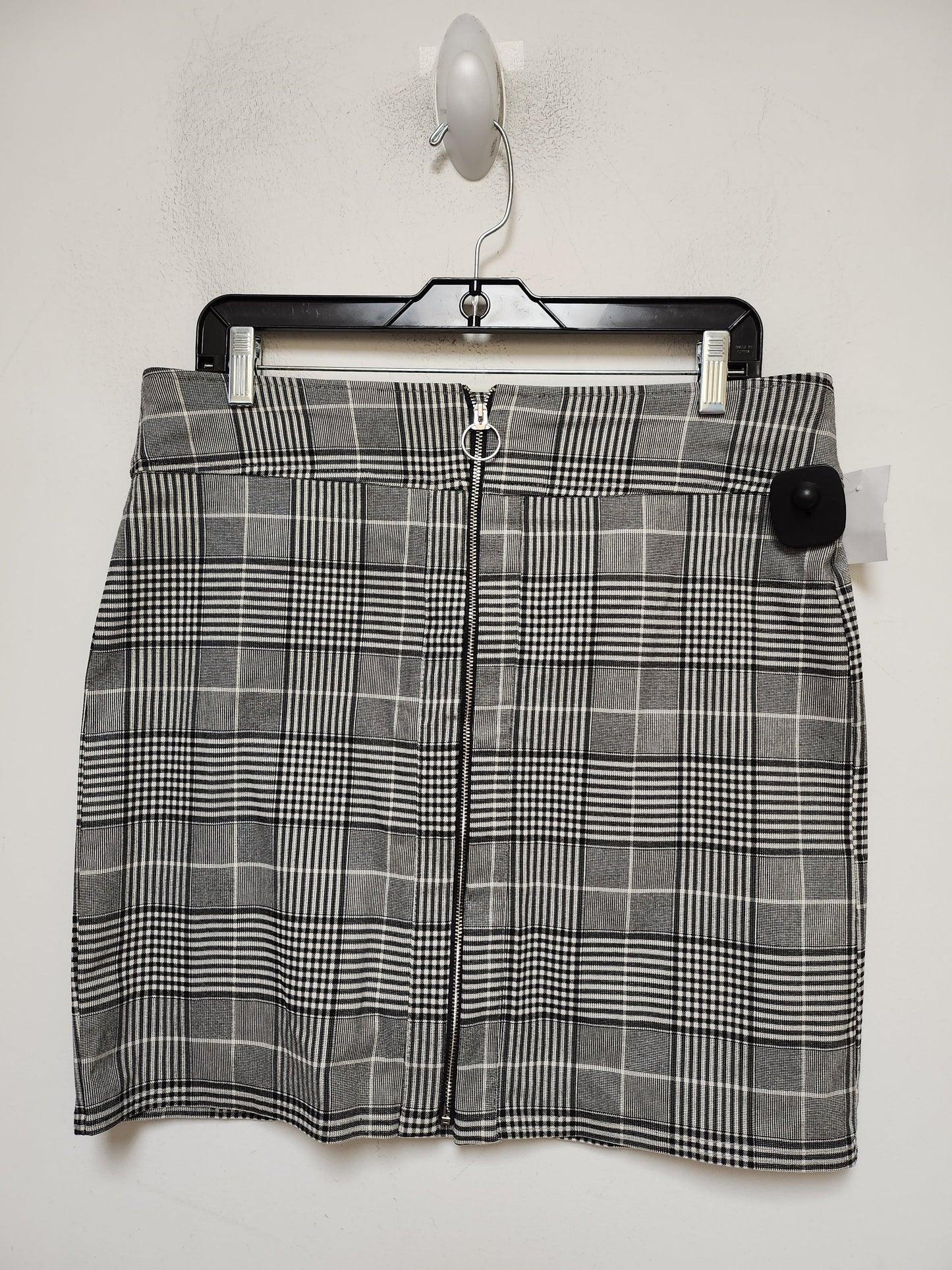 Skirt Mini & Short By Inc In Plaid Pattern, Size: 12