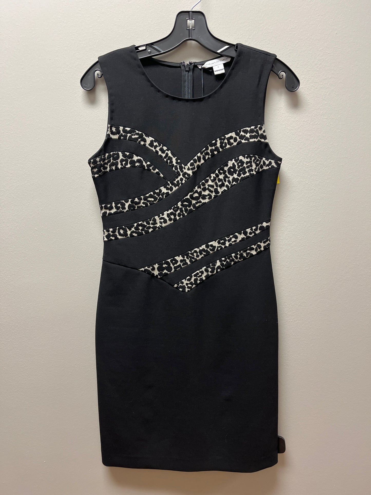 Dress Designer By Diane Von Furstenberg In Animal Print, Size: S