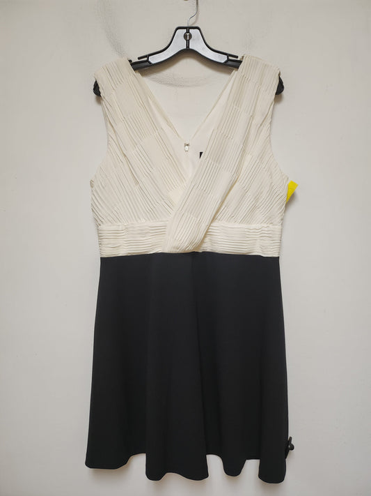 Dress Casual Short By Dkny In Black & Cream, Size: Xl