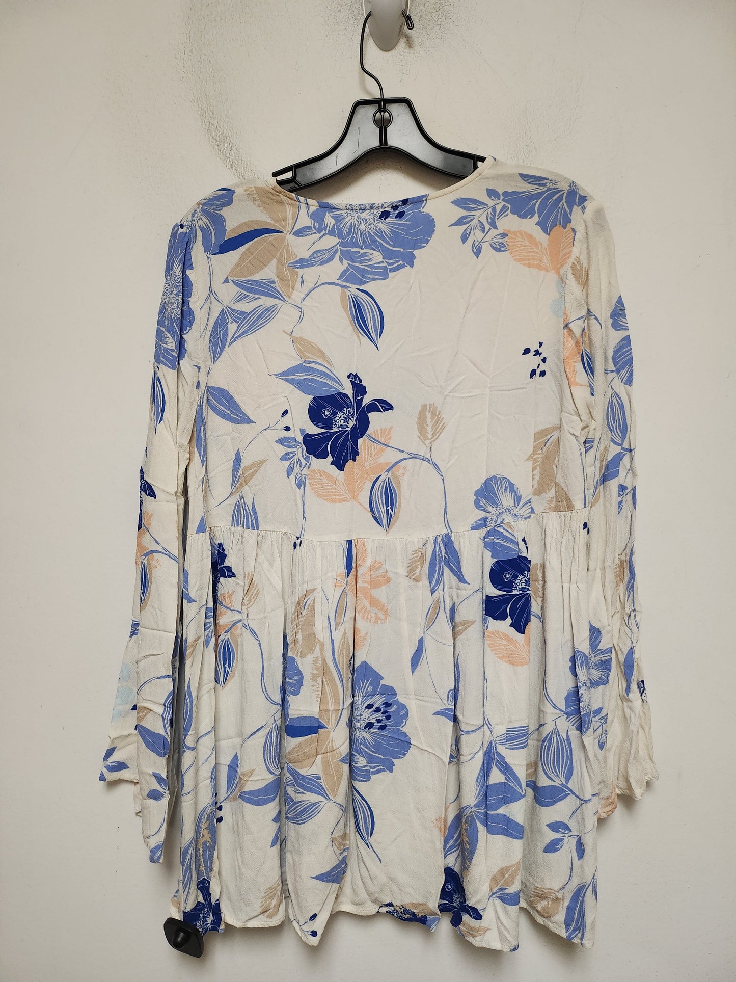 Top Long Sleeve By Free People In Floral Print, Size: S