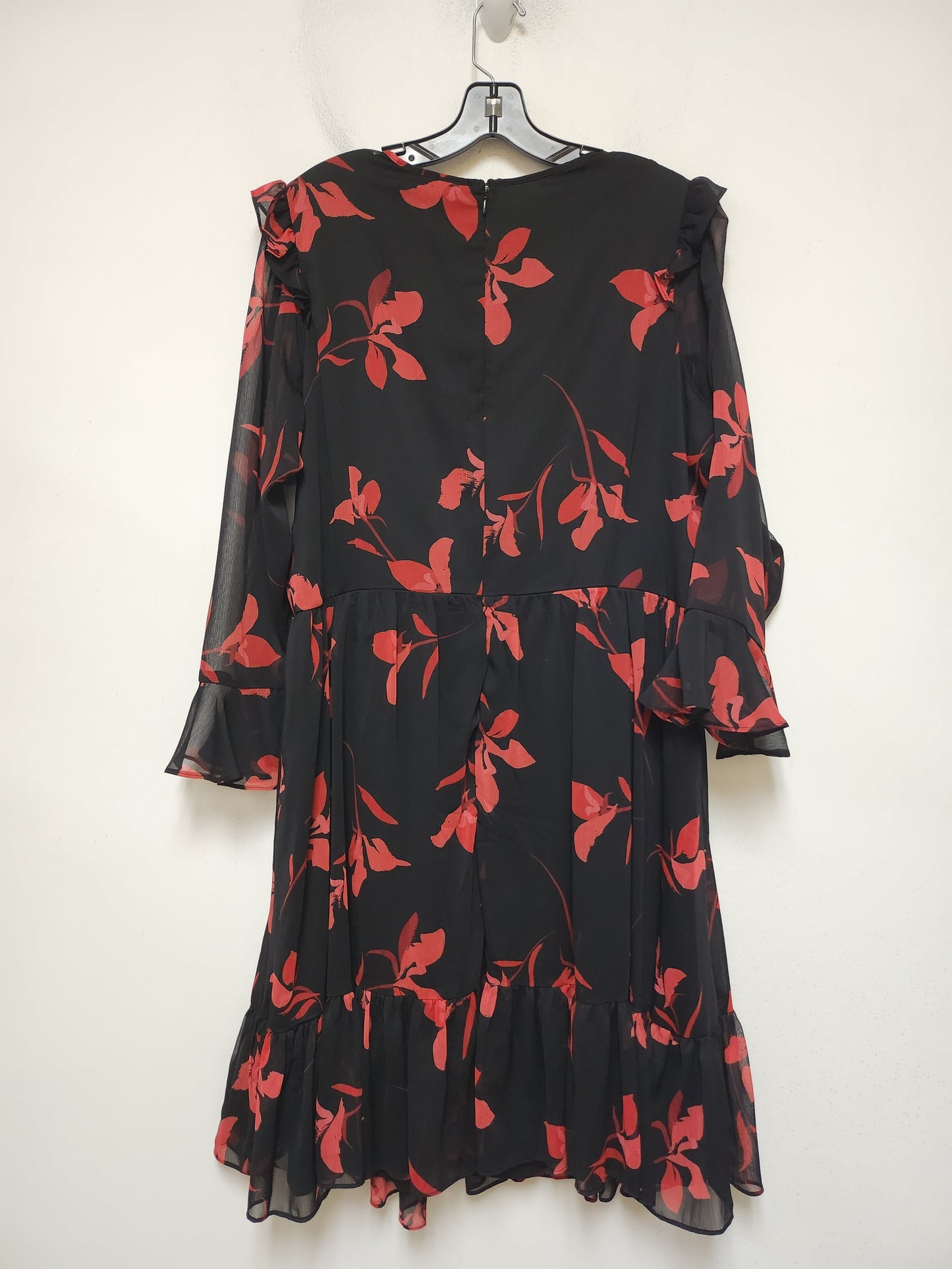 Dress Casual Midi By Calvin Klein In Black & Red, Size: Xl