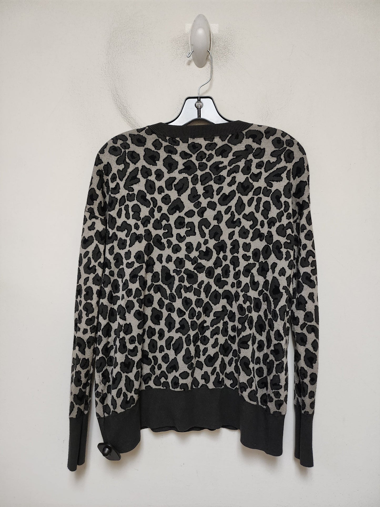 Sweater By Isaac Mizrahi In Animal Print, Size: M