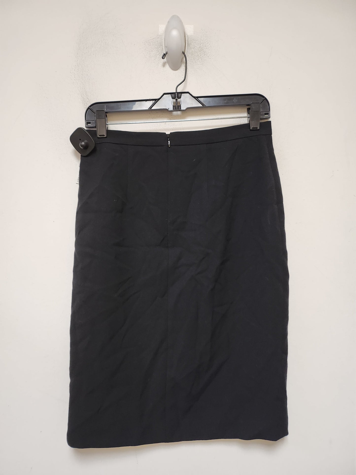 Skirt Mini & Short By Ann Taylor In Black, Size: 0