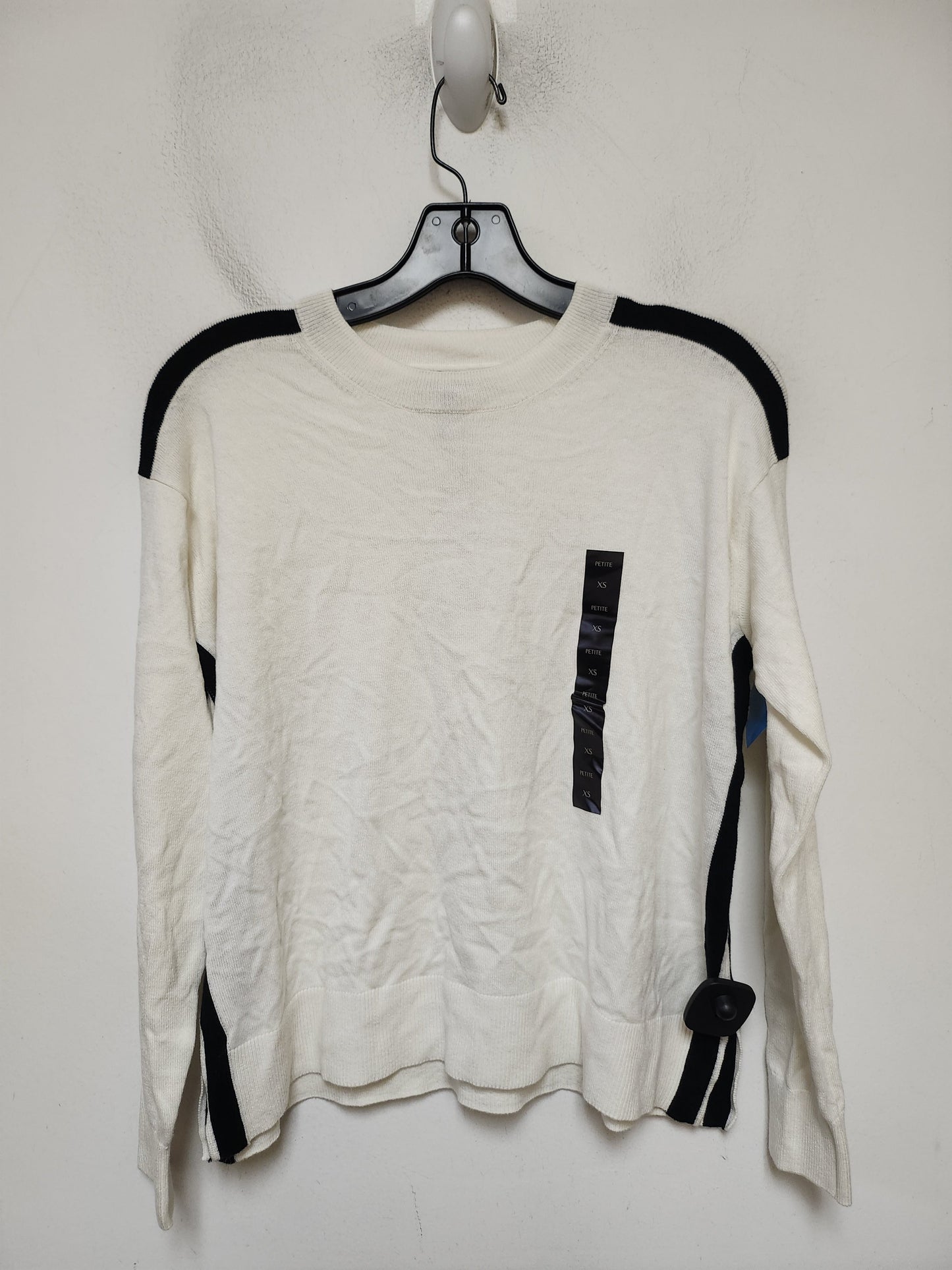 Top Long Sleeve By Banana Republic In Black & White, Size: Xs