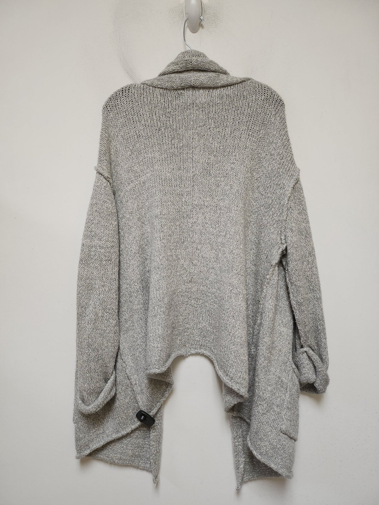 Sweater Cardigan By Anthropologie In Grey, Size: 1x