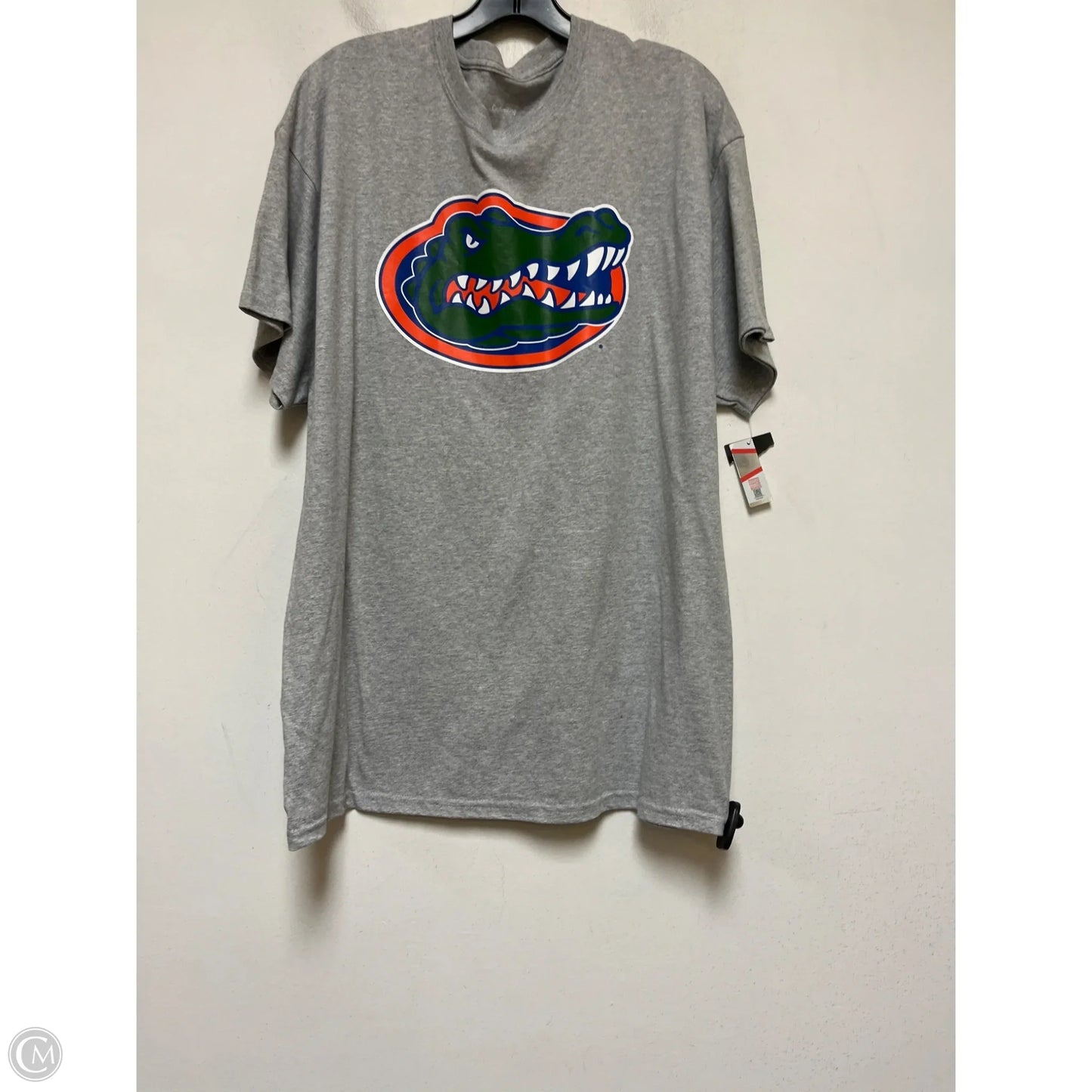 Top Short Sleeve Basic By Clothes Mentor In Grey, Size: Xl