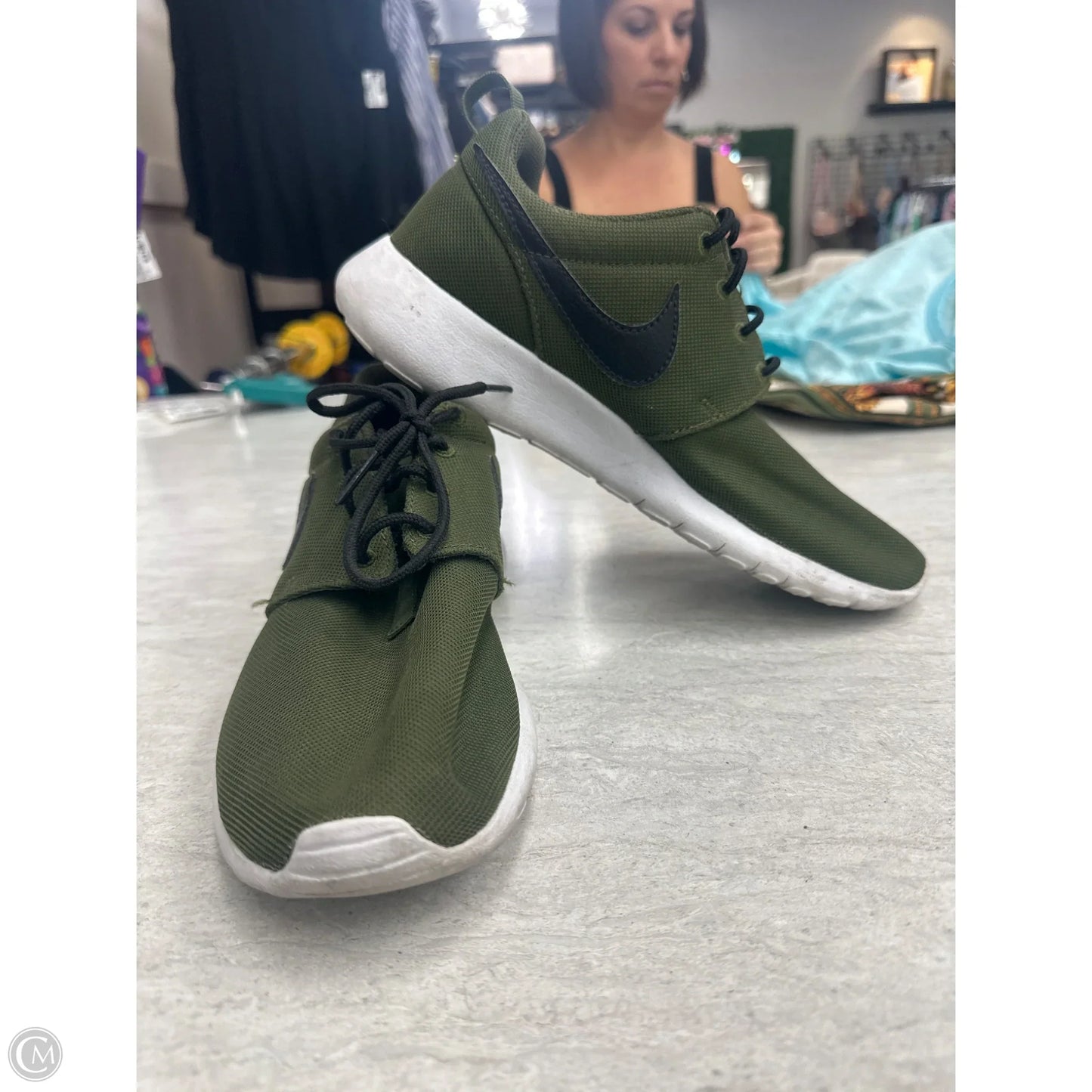 Shoes Athletic By Nike In Green, Size: 8.5