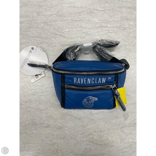 Belt Bag By Clothes Mentor, Size: Medium