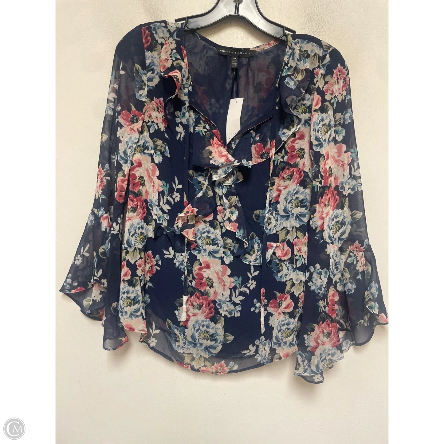 Top Long Sleeve By White House Black Market In Floral Print, Size: Xsp