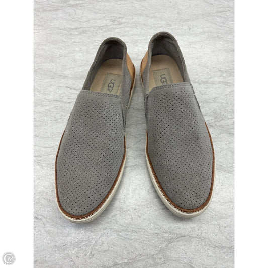 Shoes Designer By Ugg In Grey, Size: 7
