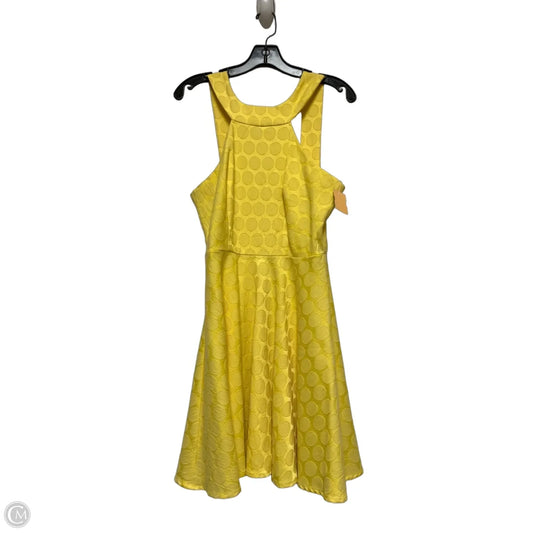 Dress Casual Short By Clothes Mentor In Yellow, Size: L