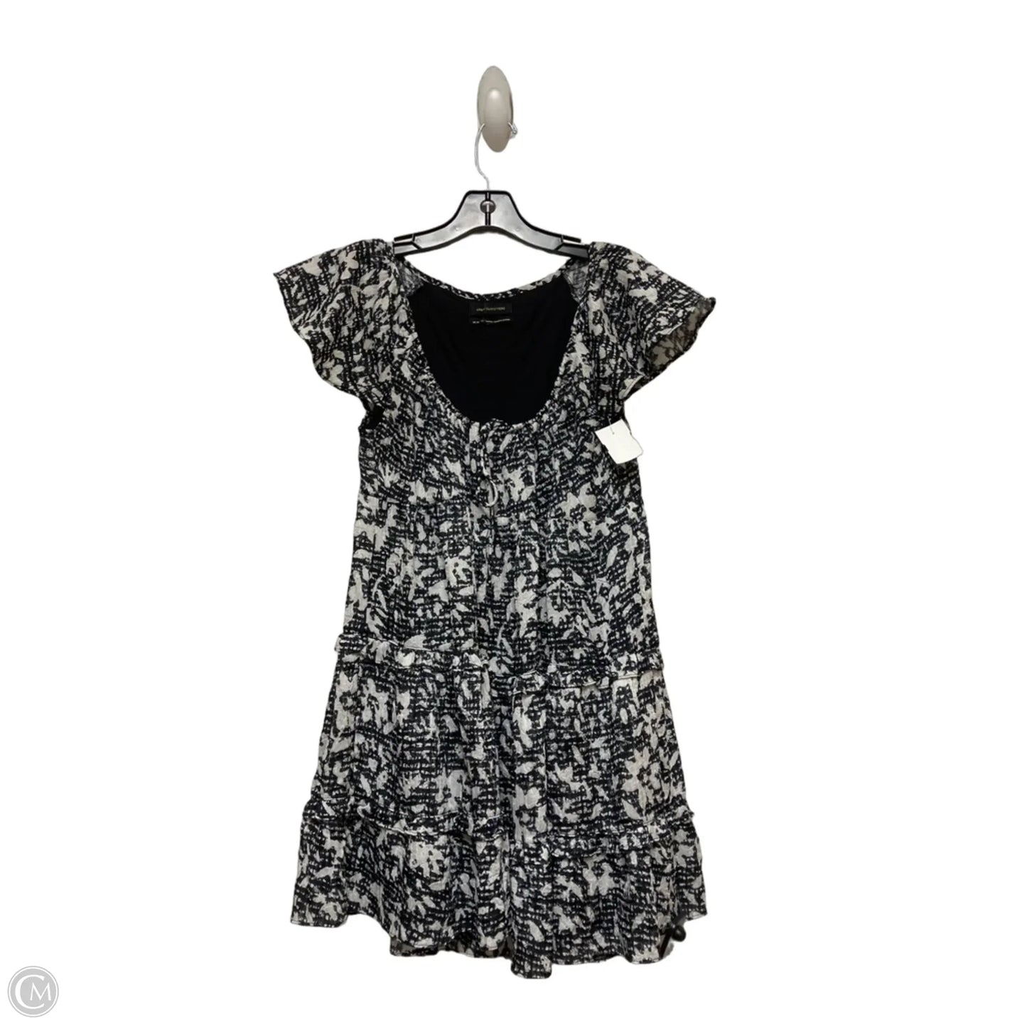 Dress Casual Short By Urban Outfitters In Black & White, Size: Xs