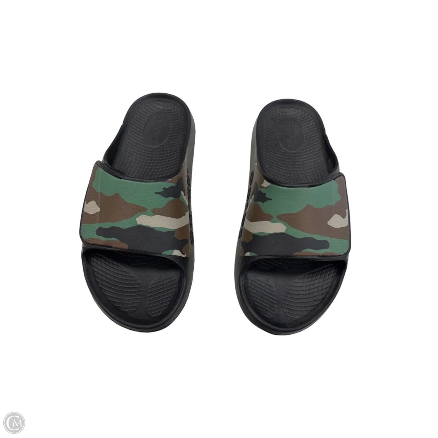 Sandals Flats By Oofos In Camouflage Print, Size: 11