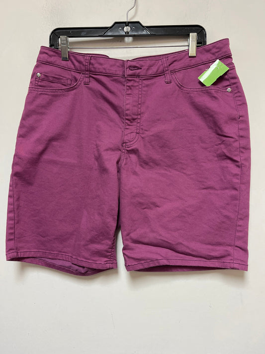 Shorts By Lee  Size: 16