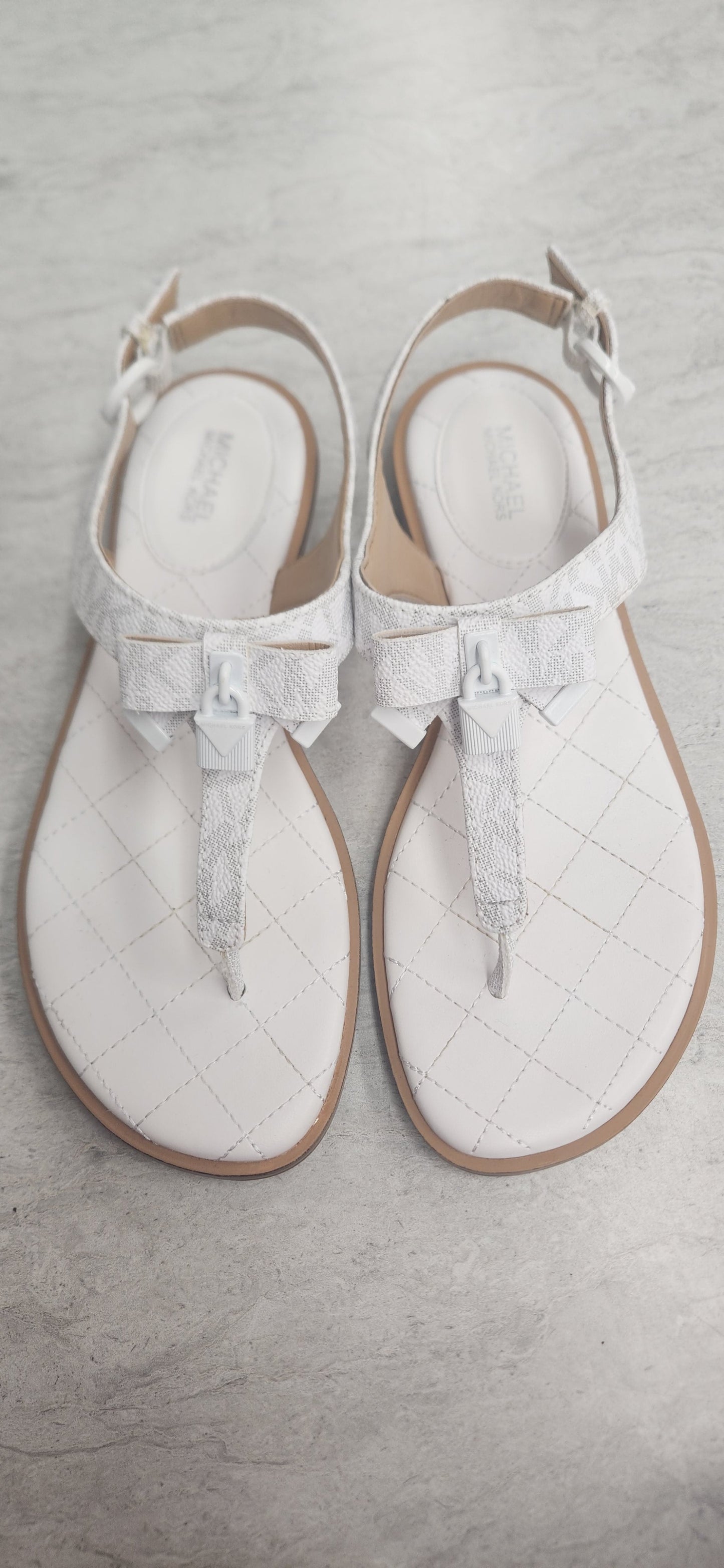 White Sandals Flats Michael By Michael Kors, Size 6.5