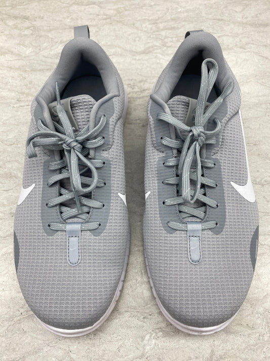 Grey Shoes Athletic Nike, Size 11