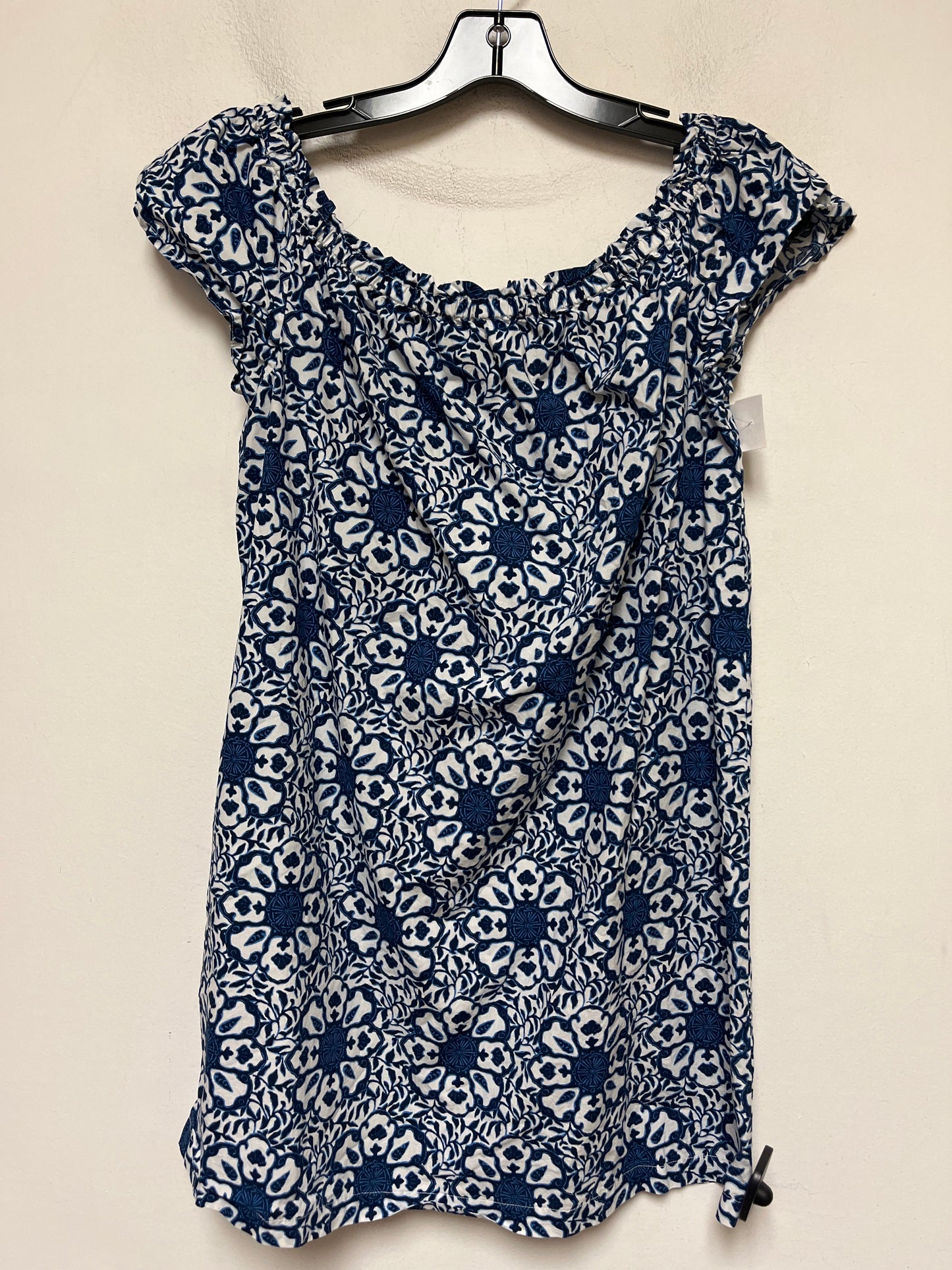 Dress Casual Short By Vineyard Vines In Blue & White, Size: S